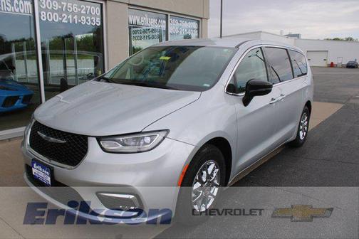 Silver Mist Clearcoat 2024 Chrysler Pacifica Touring L