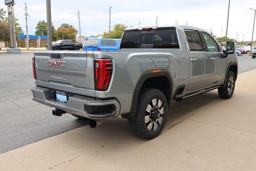 2024 GMC Sierra 2500 Denali