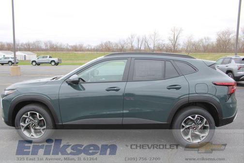 GBD/CYPRESSGRAY 2026 Chevrolet Trax LT