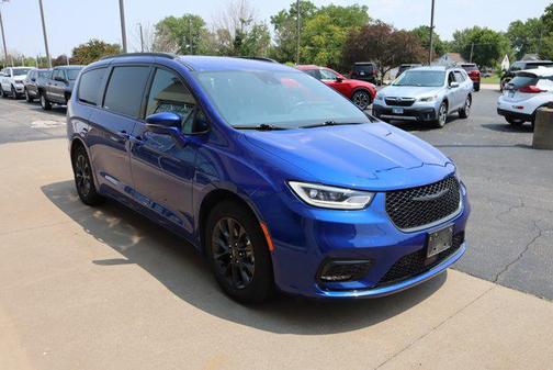 2021 Chrysler Pacifica Touring L