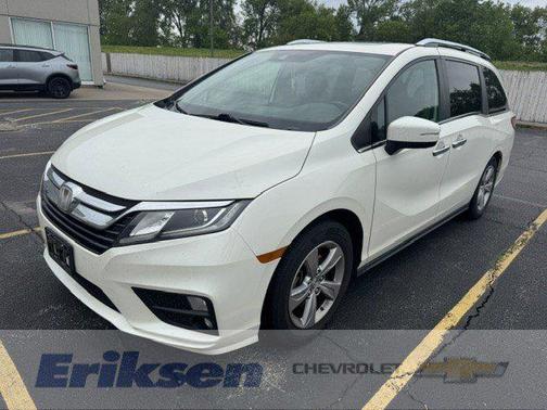 White Diamond Pearl 2019 Honda Odyssey