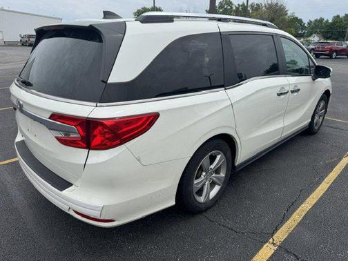 White Diamond Pearl 2019 Honda Odyssey