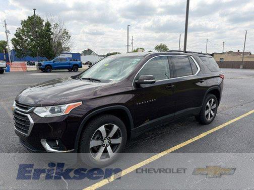 Black Cherry Metallic 2021 Chevrolet Traverse LT Leather