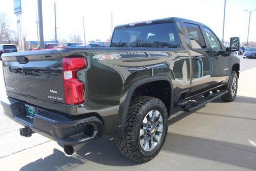 2022 Chevrolet Silverado 2500 Custom