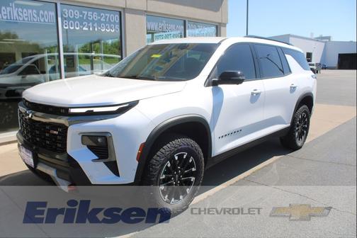 Iridescent Pearl Tricoat 2024 Chevrolet Traverse AWD Z71