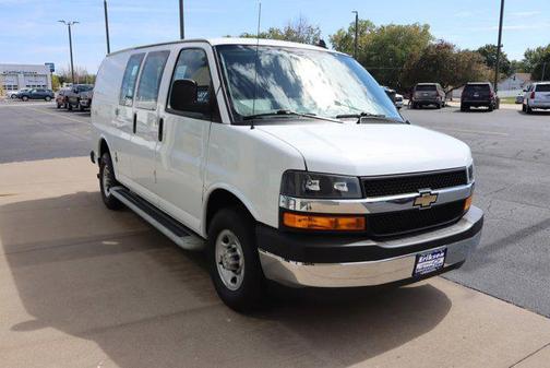 2022 Chevrolet Express 2500 RWD 2500 Regular Wheelbase WT