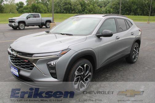 Sterling Gray Metallic 2026 Chevrolet Trax FWD 2RS