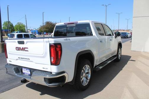 Summit White 2021 GMC Sierra 1500 SLT