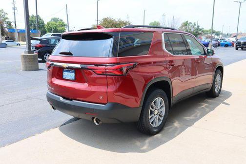 2022 Chevrolet Traverse LT Leather