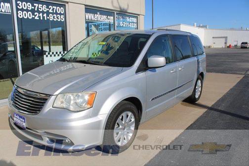 2012 Chrysler Town & Country Touring