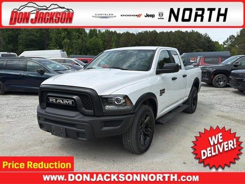 Bright White Clearcoat 2023 RAM 1500 Classic SLT