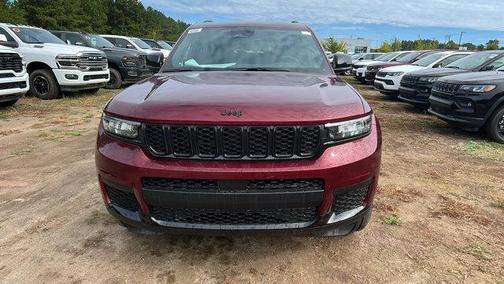 2025 Jeep Grand Cherokee L Laredo