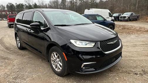 2024 Chrysler Pacifica Touring-L