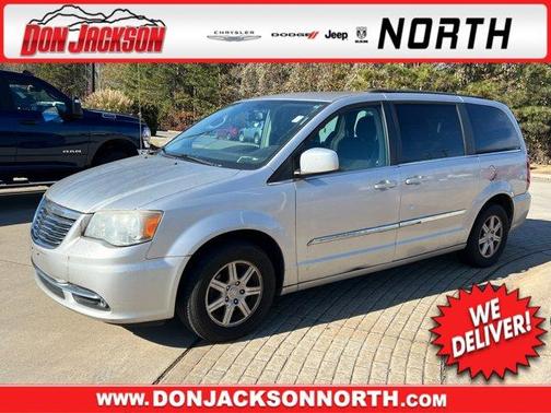 2012 Chrysler Town & Country Touring