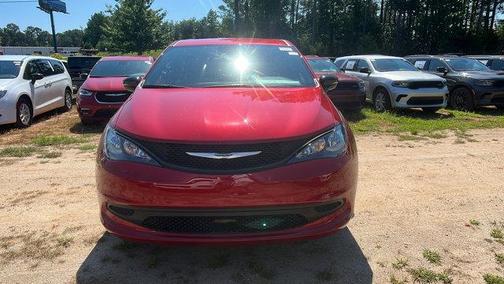 2026 Chrysler Voyager LX