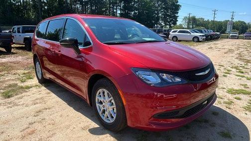 2026 Chrysler Voyager LX