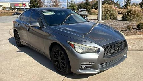 2017 INFINITI Q50 Base