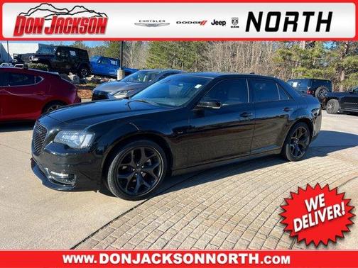 2023 Chrysler 300 Touring L