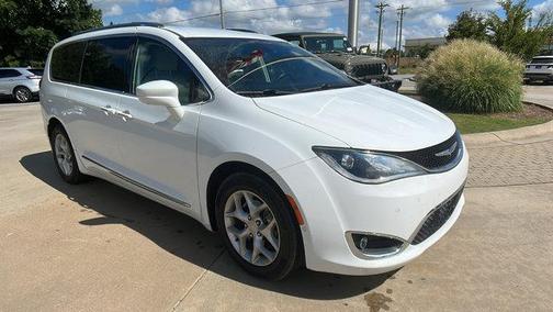 2019 Chrysler Pacifica Touring-L Plus