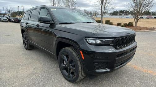 2025 Jeep Grand Cherokee L Laredo