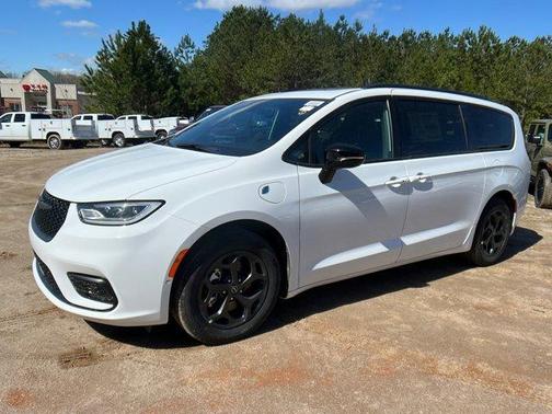 2025 Chrysler Pacifica Hybrid Select