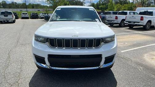 2024 Jeep Grand Cherokee L Laredo