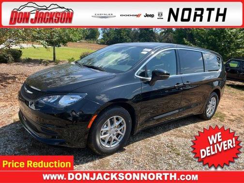 2026 Chrysler Voyager LX