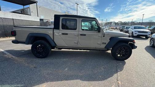 2020 Jeep Gladiator Sport