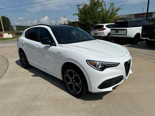 2023 Alfa Romeo Stelvio Veloce