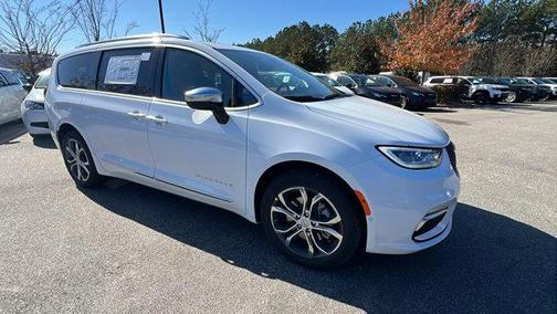 2026 Chrysler Pacifica Pinnacle