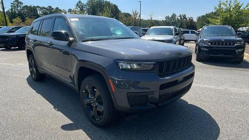 2025 Jeep Grand Cherokee L Laredo