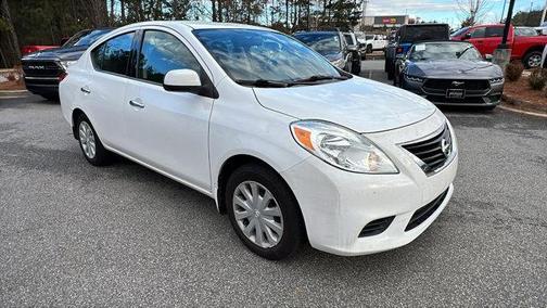 2014 Nissan Versa 1.6 SV