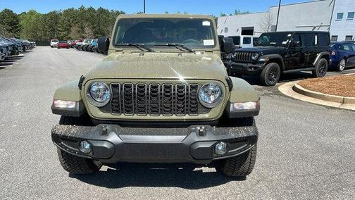 2025 Jeep Gladiator Sport