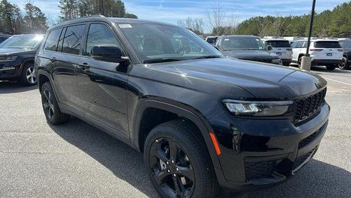 2025 Jeep Grand Cherokee L Laredo