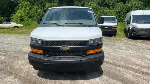 2022 Chevrolet Express 3500 LS