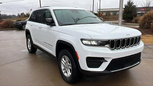 2024 Jeep Grand Cherokee Laredo
