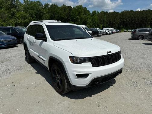 2021 Jeep Grand Cherokee Laredo