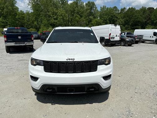 2021 Jeep Grand Cherokee Laredo