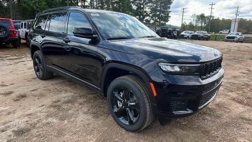 2025 Jeep Grand Cherokee L Laredo