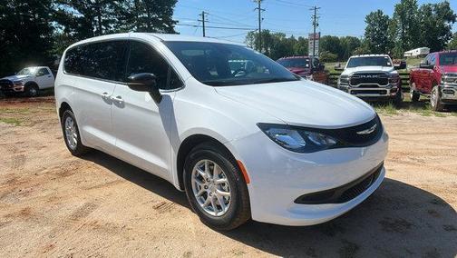 2026 Chrysler Voyager LX