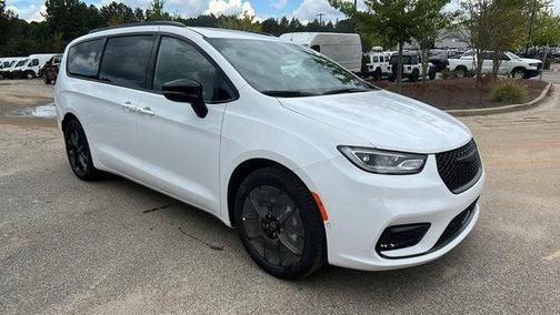 2026 Chrysler Pacifica Limited