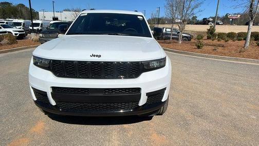 2025 Jeep Grand Cherokee L Laredo