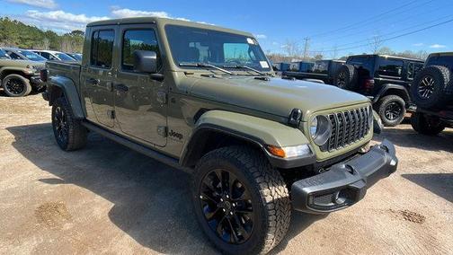 2025 Jeep Gladiator Sport