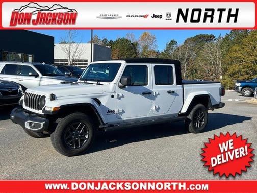 2024 Jeep Gladiator Sport