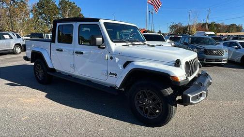 2024 Jeep Gladiator Sport
