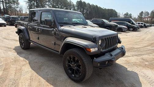 Granite Crystal Clearcoat Metallic 2025 Jeep Gladiator Sport