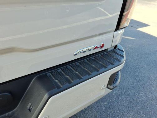 2026 GMC Sierra 2500 AT4