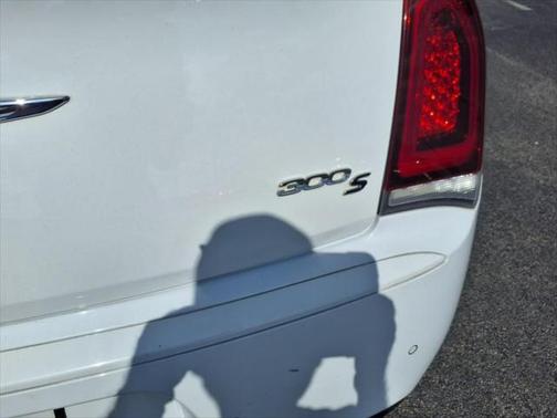2018 Chrysler 300 S