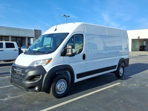 Bright White Clearcoat 2026 RAM ProMaster 2500 Tradesman
