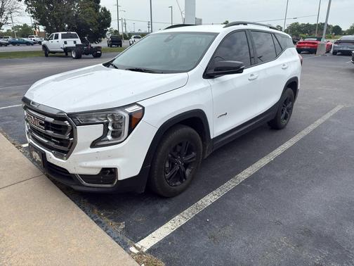 2022 GMC Terrain AWD AT4